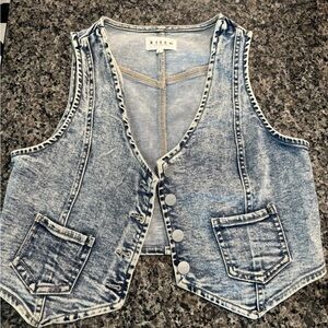 Risen Denim Vest with Pockets